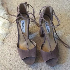 STEVE MADDEN platform heel